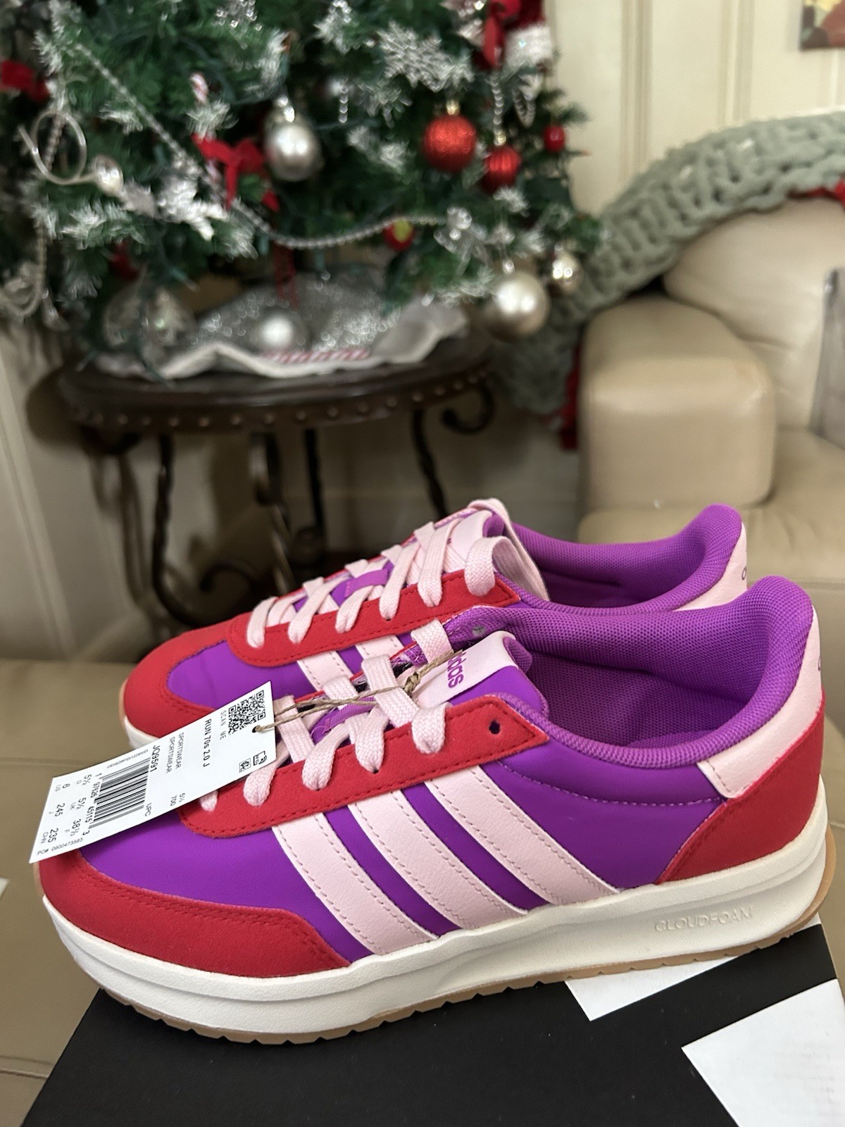 Women’s Adidas Run 60’s Shoes, Size 6, New In Box