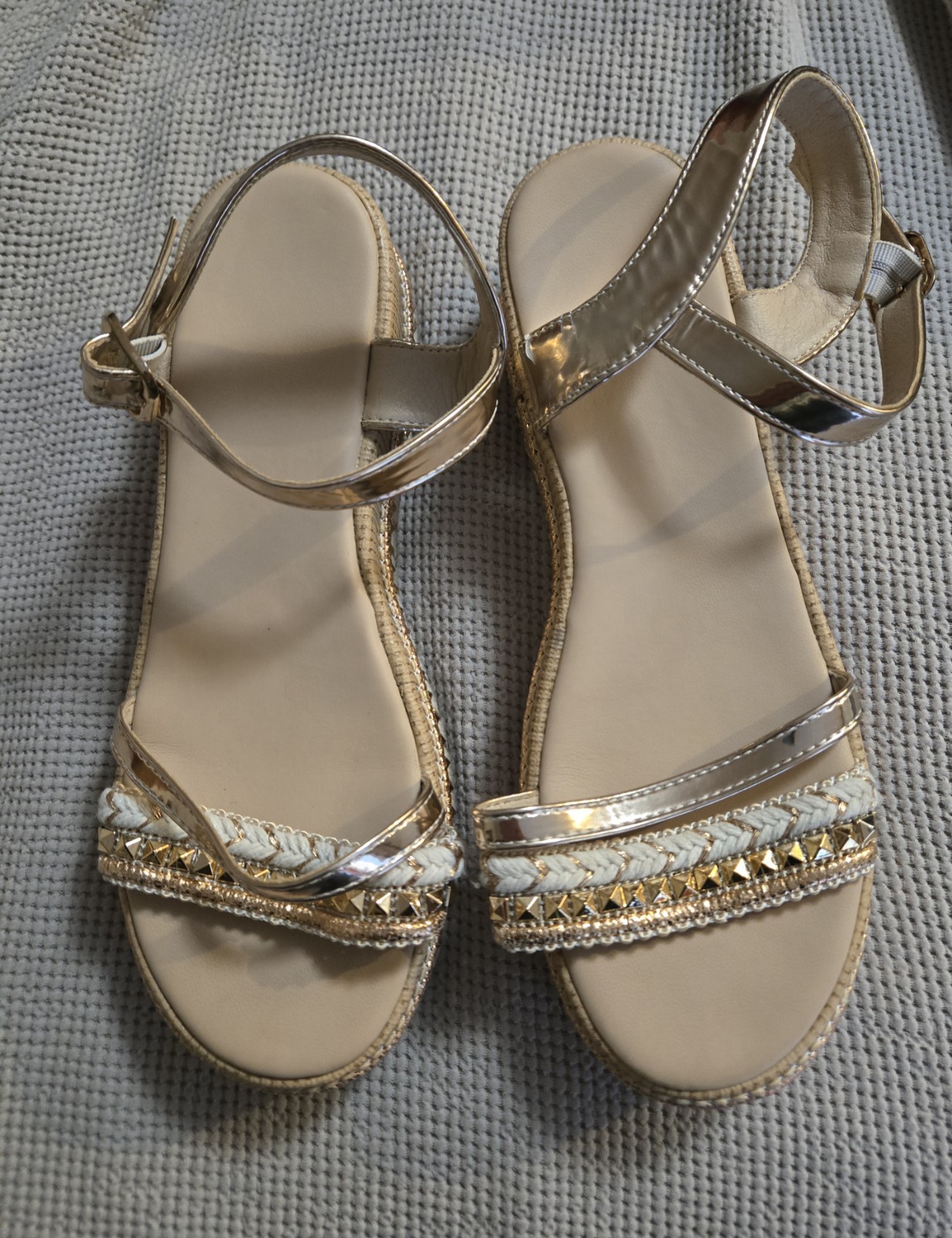 Women’s Size 8 Rose Gold Metallic Platform Sandals Braided Ankle Strap Sandals