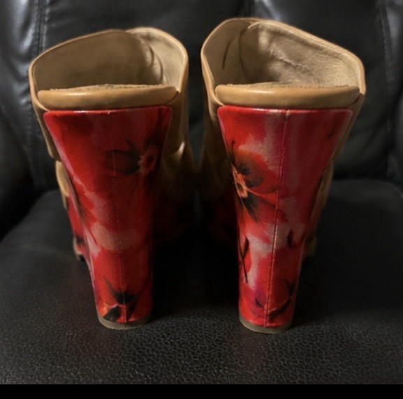 Sam Edelman Tan Leather Criss Cross Wedge Mule Sandals Floral Heel