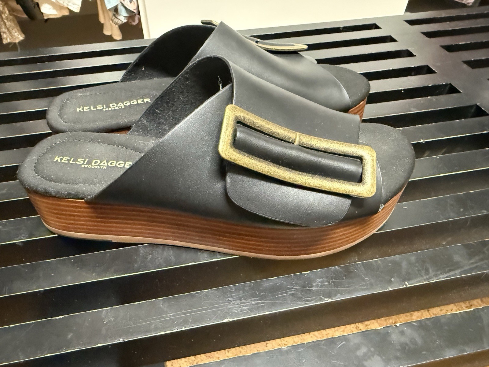 Kelsi Dagger Brooklyn Women’s Black Leather Slide Sandals with Buckle 7.5 M