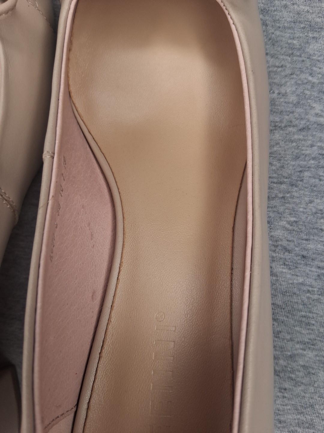 DEENNI Heeled Ballet Pumps Tan Minimalist Business Casual Size 38 US 7