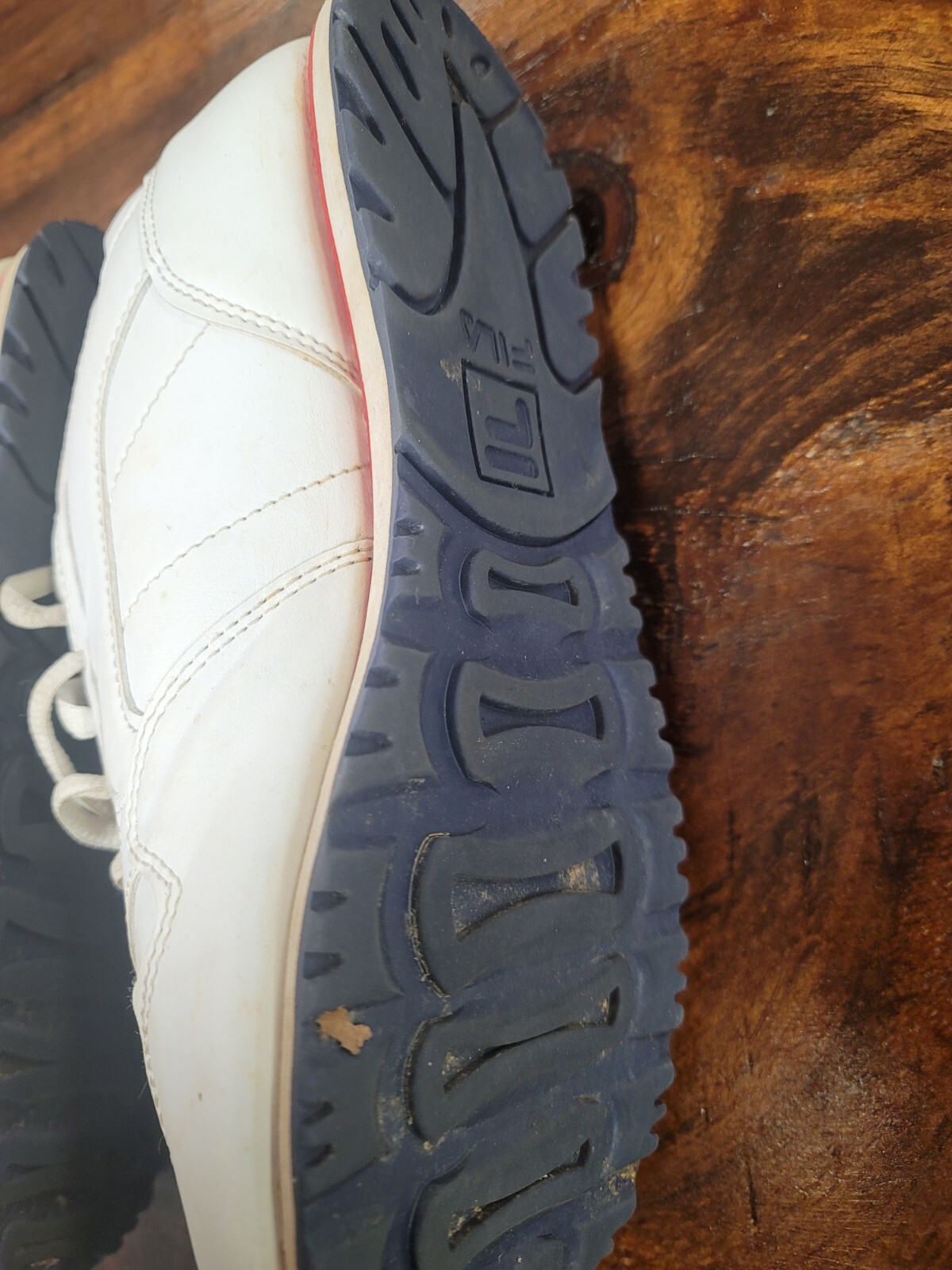 Fila Womens Disruptor 2 White Casual Shoes Sneakers 5FM00002-125 Sz W 8.5 Used