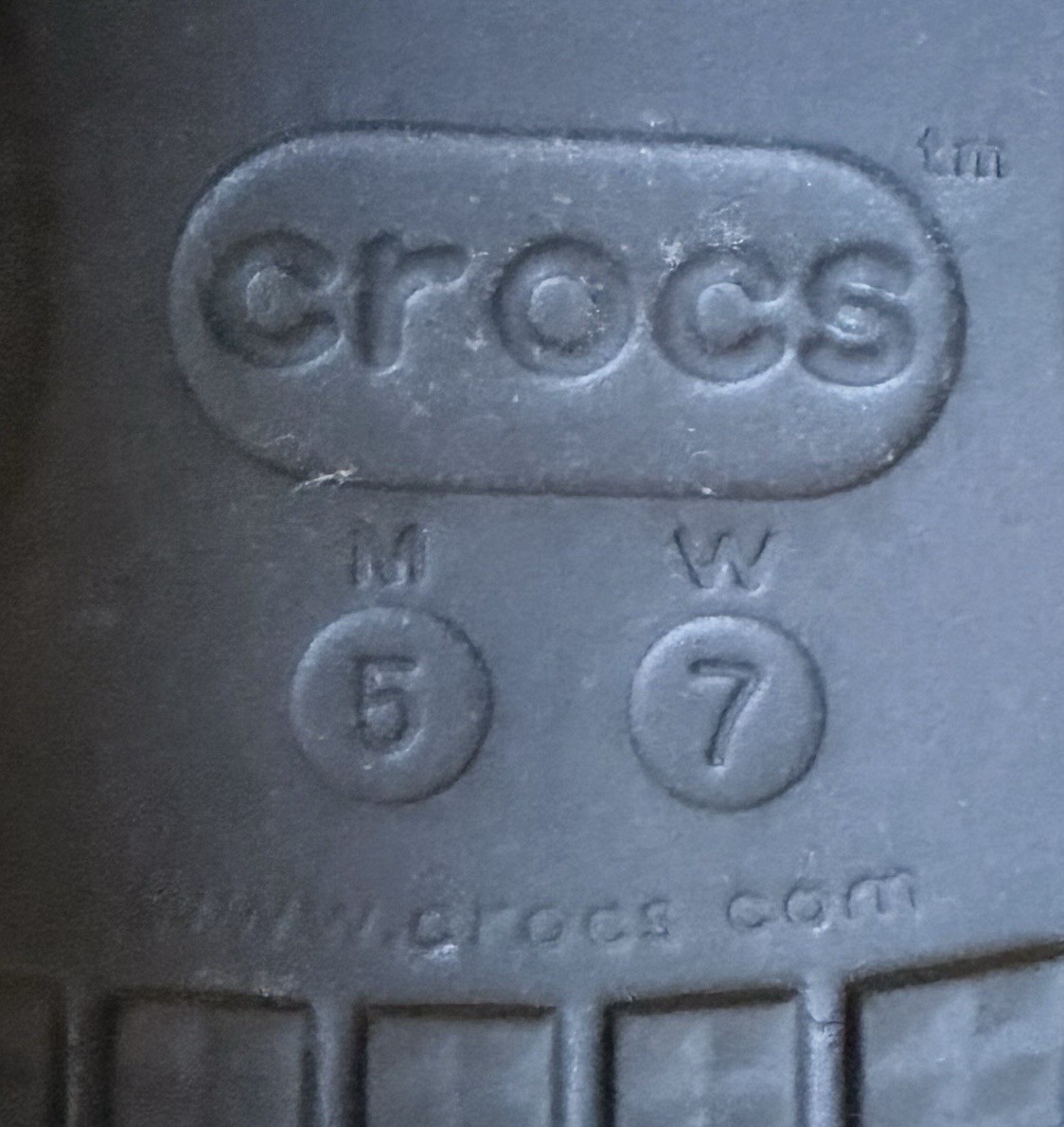 Crocs Classic Clog Black Slip-On Sandal Adjustable Strap Logo US 7 (lot 344)