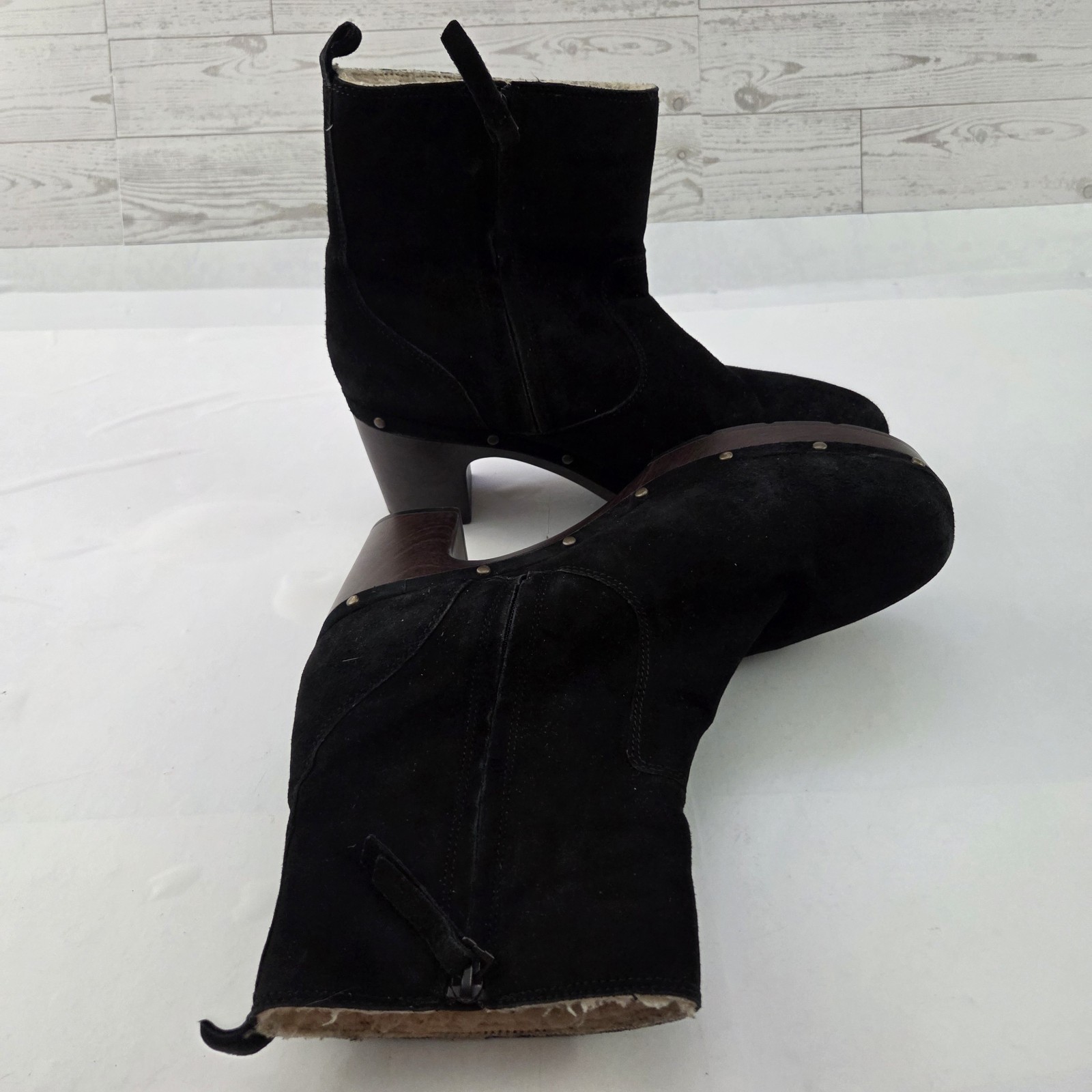 Clarks Boots Womens 11 Black Suede Platform Clog Faux Fur Lined Comfort Booties