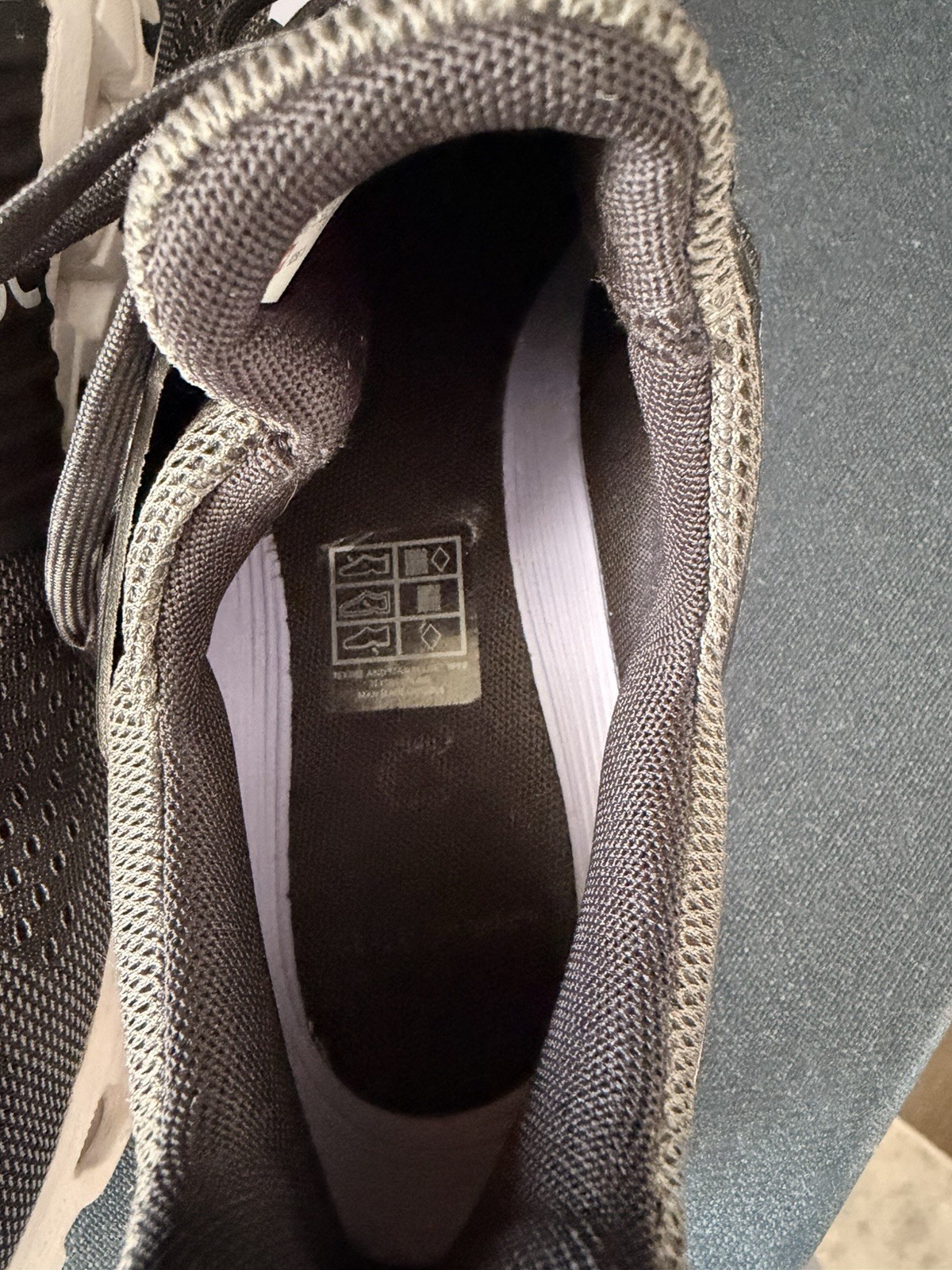 On Cloud Swift Grey/Black/Lavender Women’s Sneakers Size 10 (EU 41)