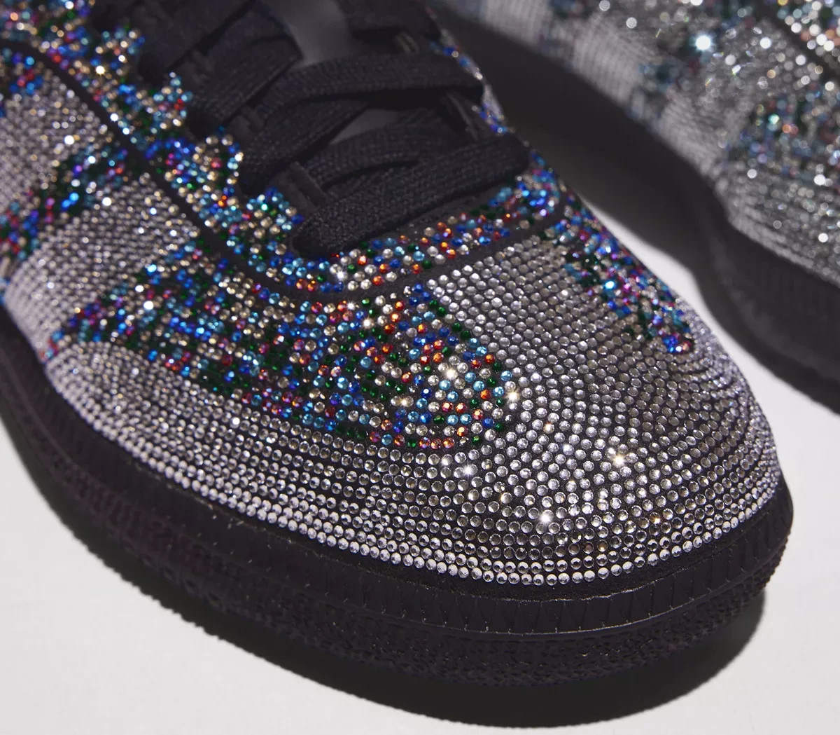 Adidas Originals Women’s SAMBA OG SHOES in Black Silver Rhinestone