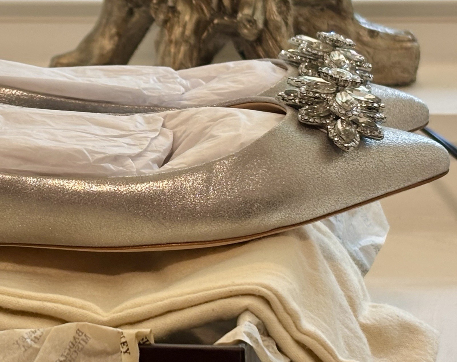 BADGLEY MISCHKA Karina Metallic Jeweled Flats Summer Wedding Perfection SZ8 New