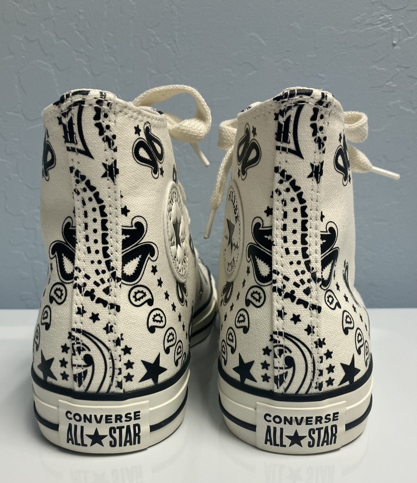 Converse All Star Black and White Customized High Tops Men’s 9 Chunky Laces New!