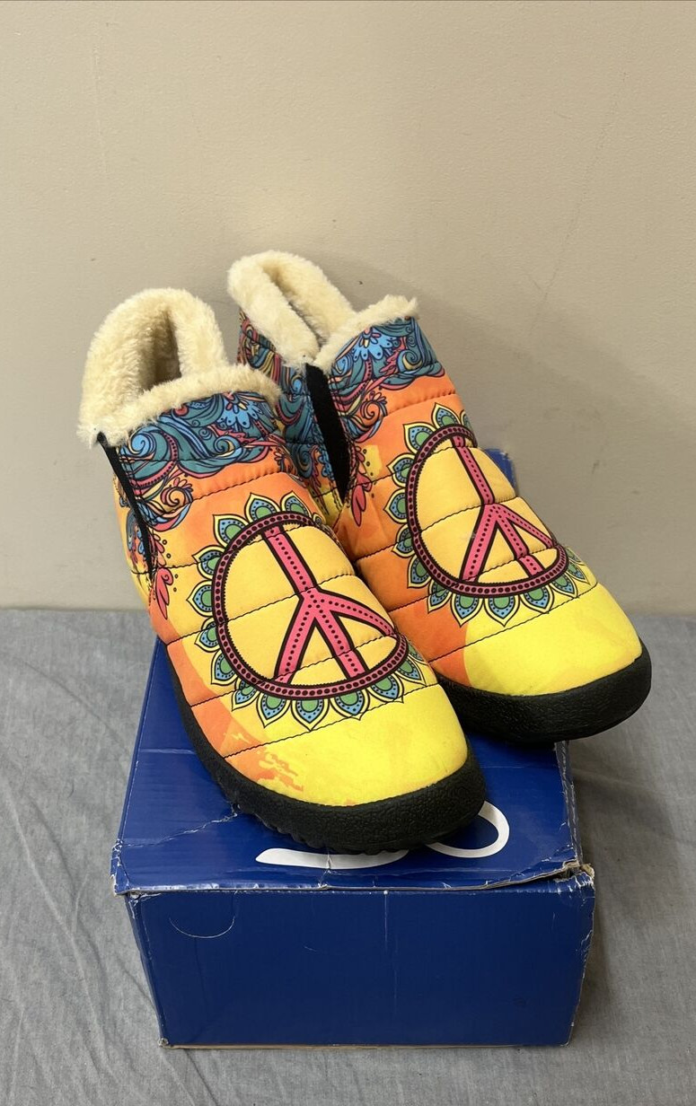 YES WE VIBE Yellow & Orange PEACE SIGN SHOES UNISEX Womens 11, Mens 9.5 NEW FS