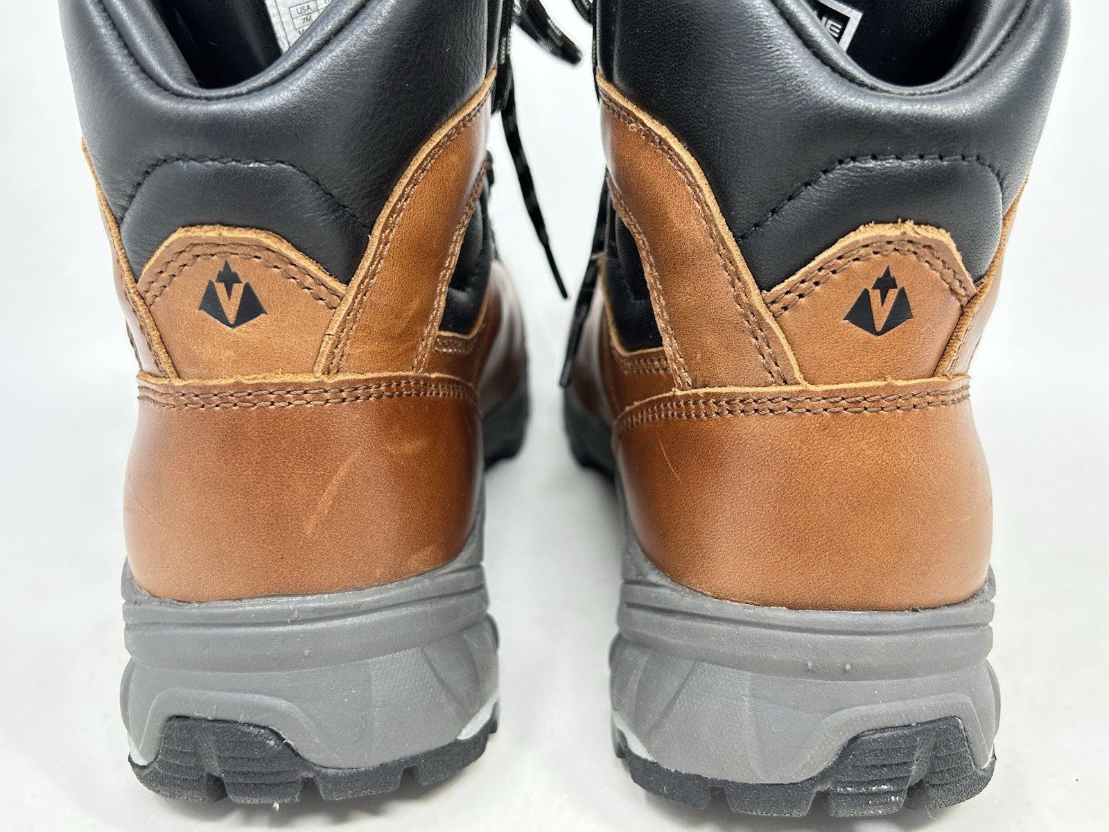 Vasque Women’s 7 St Elias GTX Full-Grain Leather Gore-Tex 7145M WP Hiking Boot