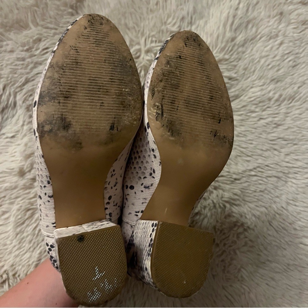 Steve Madden Rookie Snakeskin Bootie Size 8
