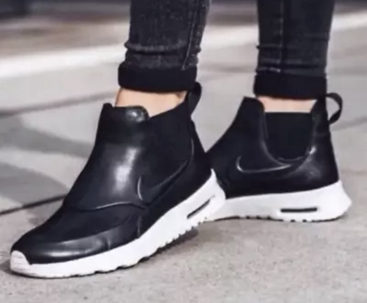 Nike Air Max Thea Mid Boot Black Sail White Sneakers 859550-001 Women’s Size 7