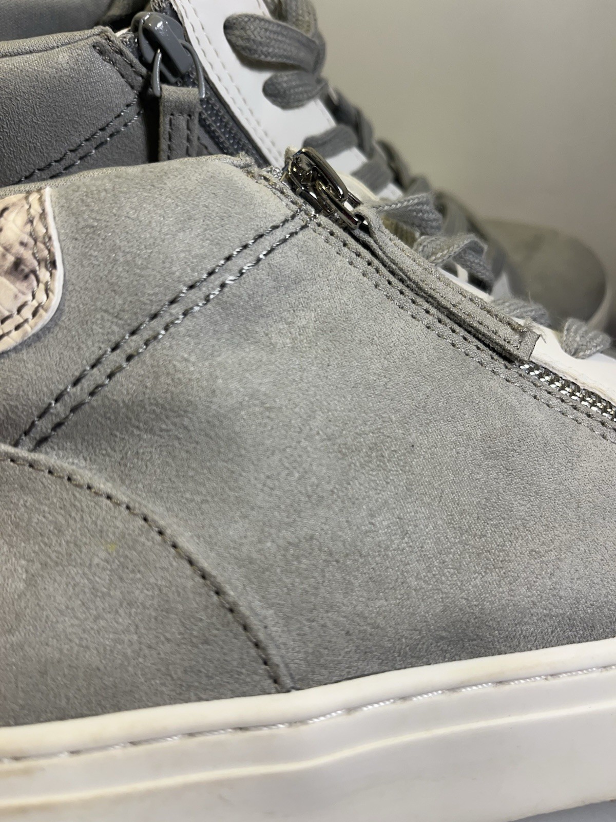 High Top Suede Side Zip Lace up Women’s 8 Gray Color Sneakers. Universal Thread