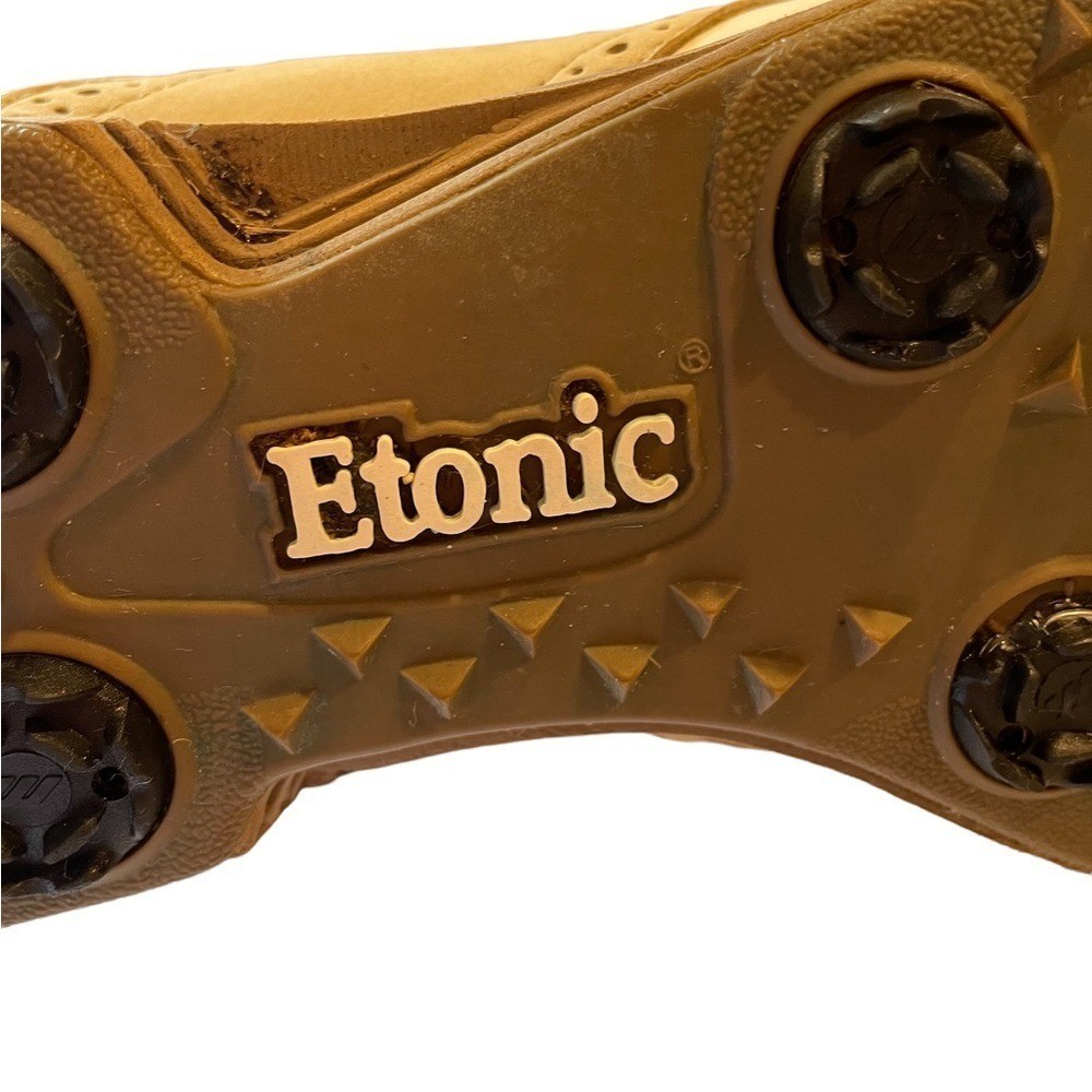 Etonic woman’s leather golf shoes size 7W