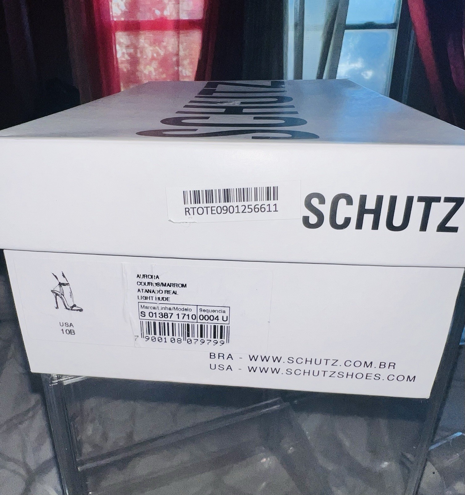 Schutz Beige Leather Strappy Open Toe Buckle Strap Stiletto Heel US 10 B EU 40