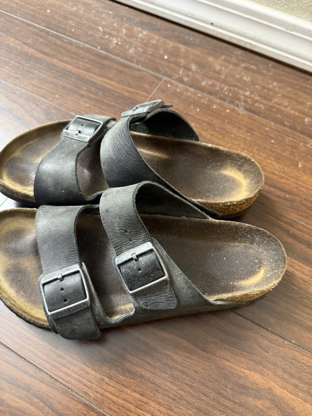Black Arizona Birkenstock sandals size 40 men’s 7-7.5 women’s 9-9.5