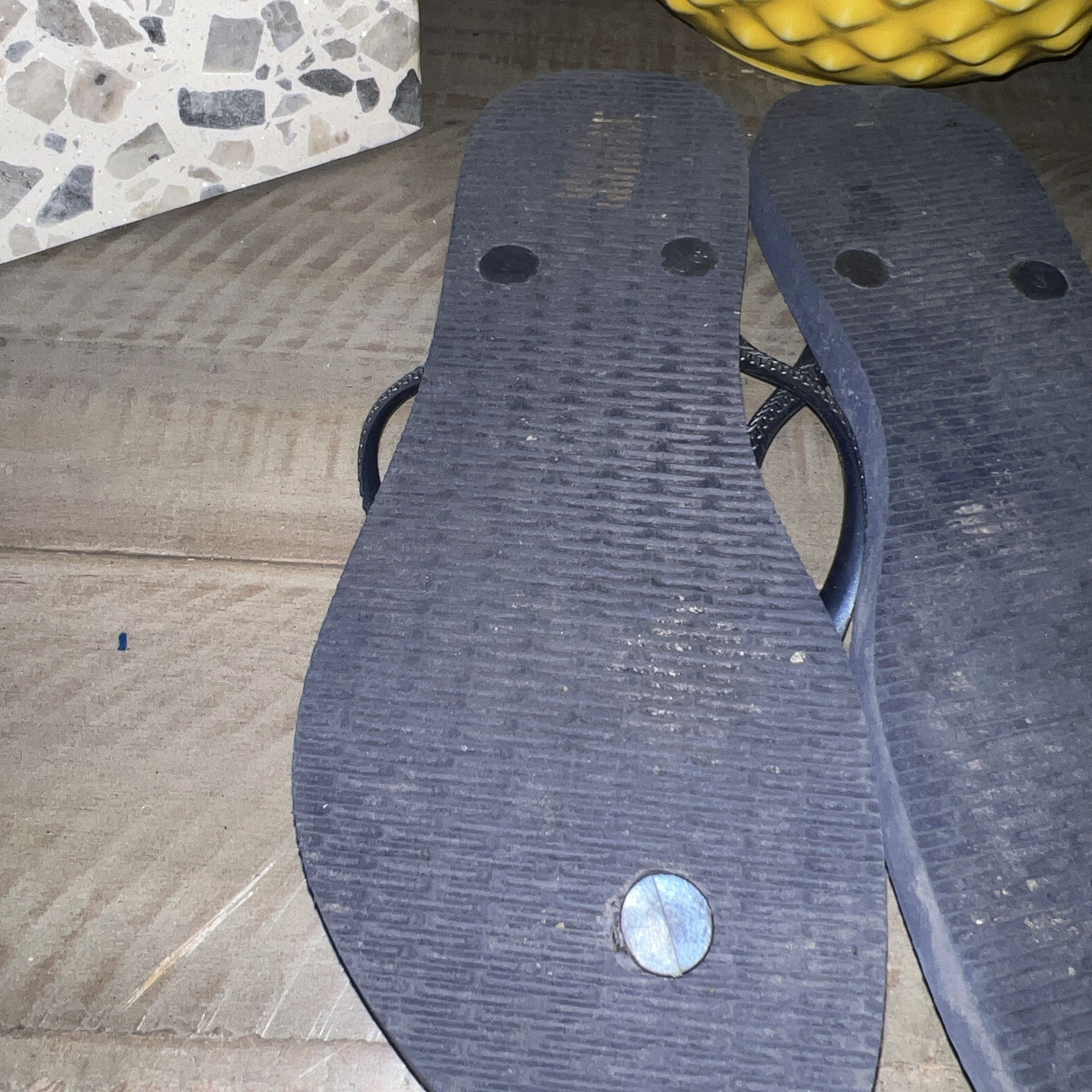 Havaianas Women’s Flip Flops Sandal Navy Blue USA 9/10W EUR 41/42 [used]