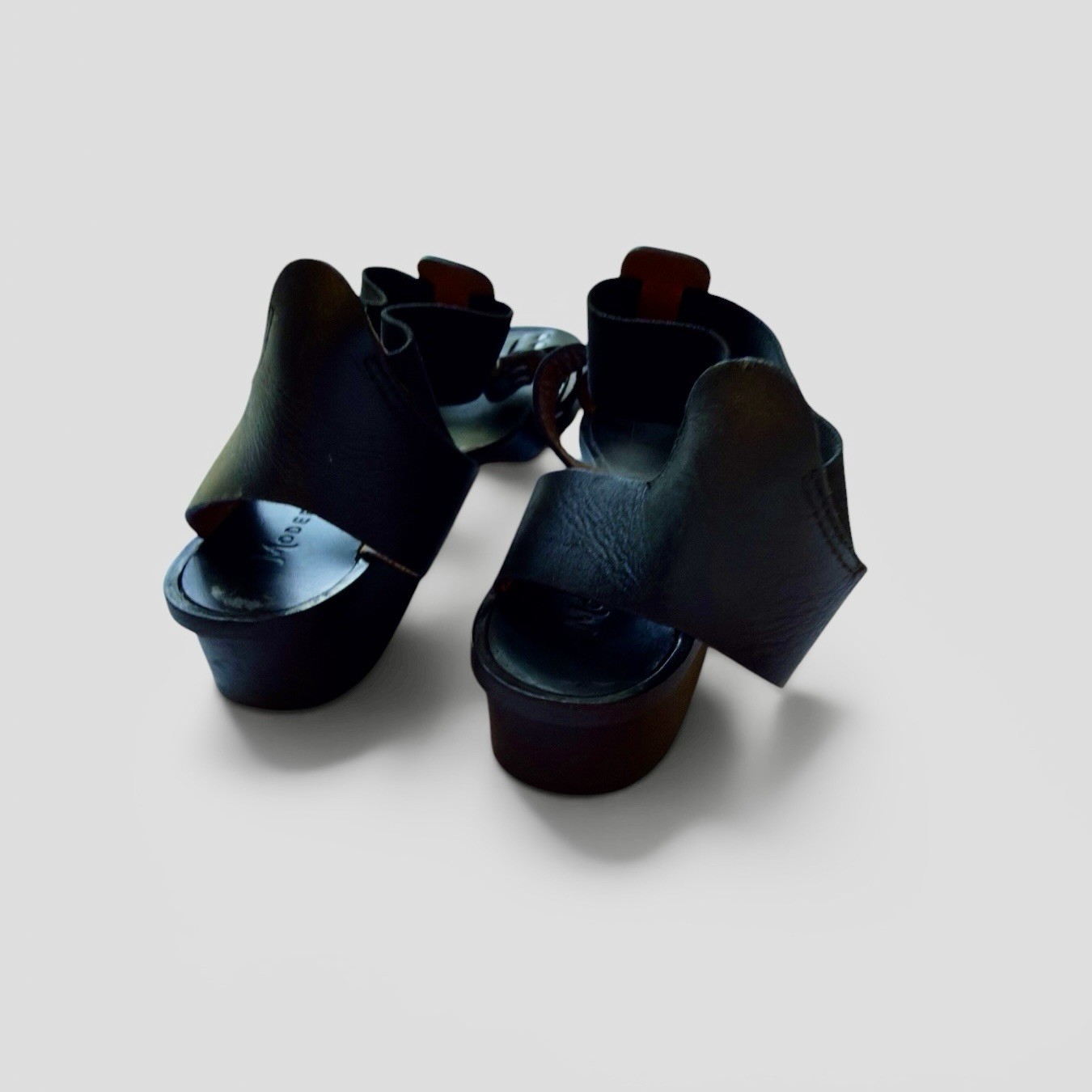 Modern Vintage Tanji Black Leather Sandals EU 37 US 7 Beautiful Condition