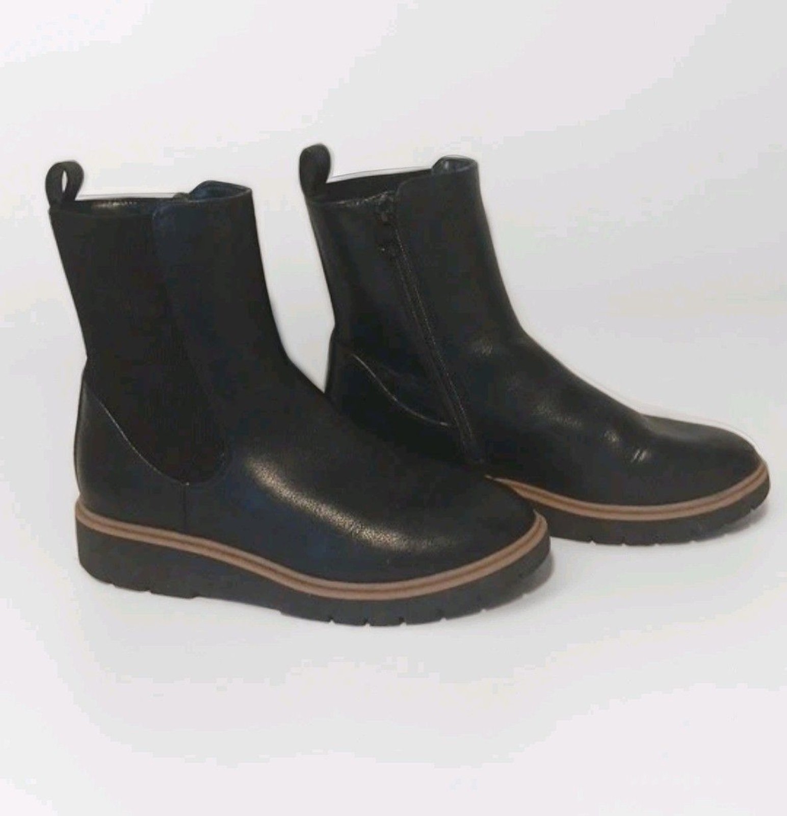 Art Class Black Ankle City Boots Womens Size 4 Side Zip Thick Sole