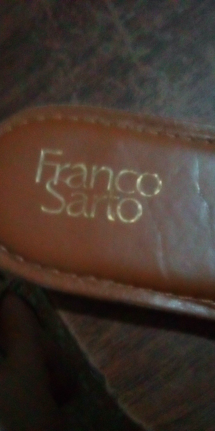 Franco Sarto Women’s Leather Slide Sandals White Gold Buckle Logo Size 8