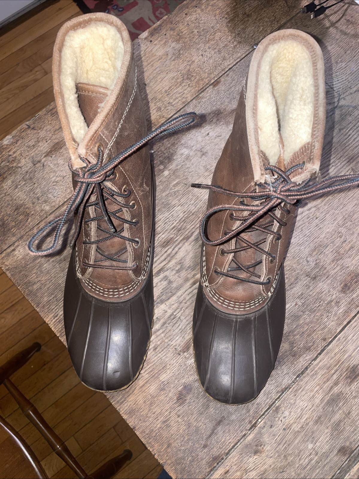 L.L. Bean 10″ Duck Snow Rain Boot Shearling Lined Lace Up Size 9-10 USA Rare