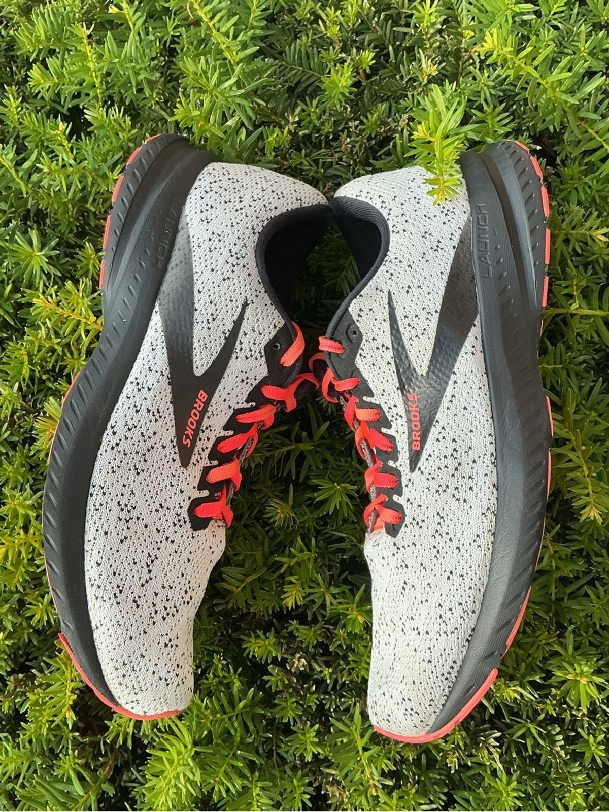 Brooks Men’s Launch GTS Running Shoes – White with Black and Red