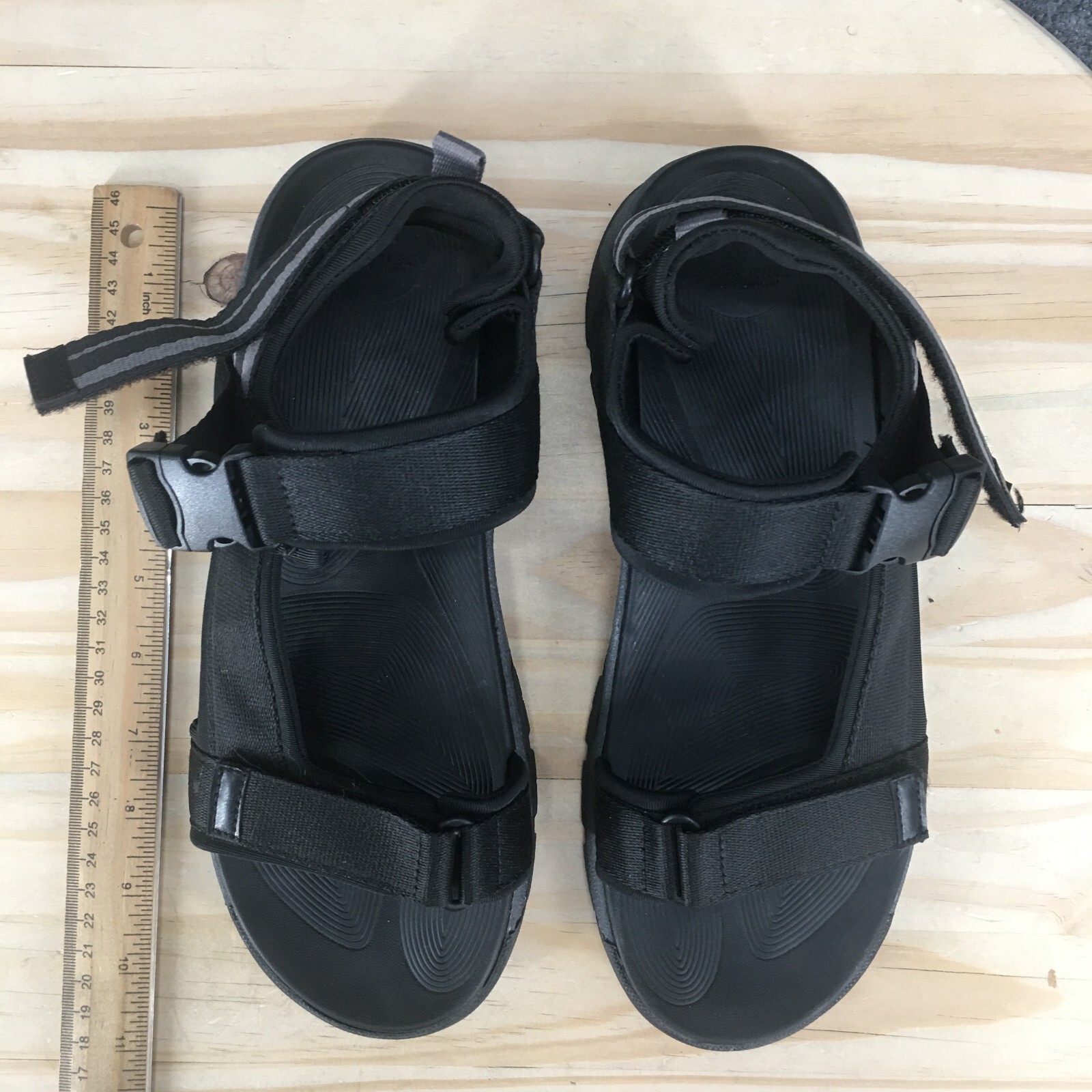 Ozark Trail Sandals Womens 9 Strappy Black Open Toe Hook And Loop Buckled Casual