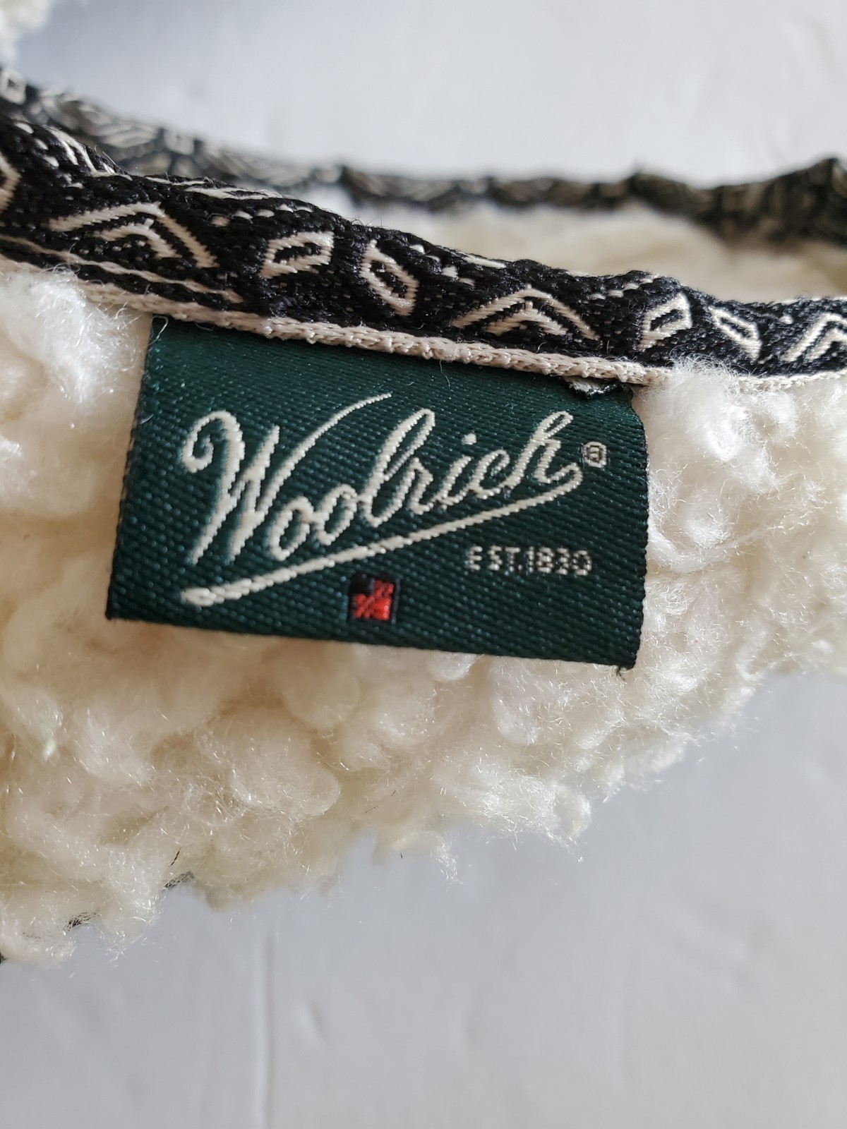🐑WOOLRICH🐑 Women’s White & Black Fleece Winter Bath Slippers Sz 10