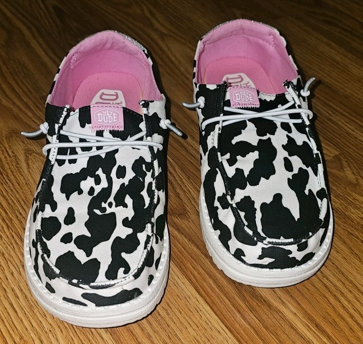 Hey Dude Women’s Cowgirl Sparkle Black/White Wendy Slip Ons, Size 7 🩷