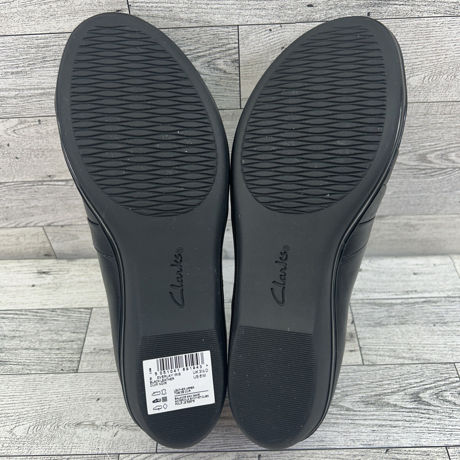 Clarks Women’s Everlay Iris Size 6M Black Leather Slip On Loafer Shoes New