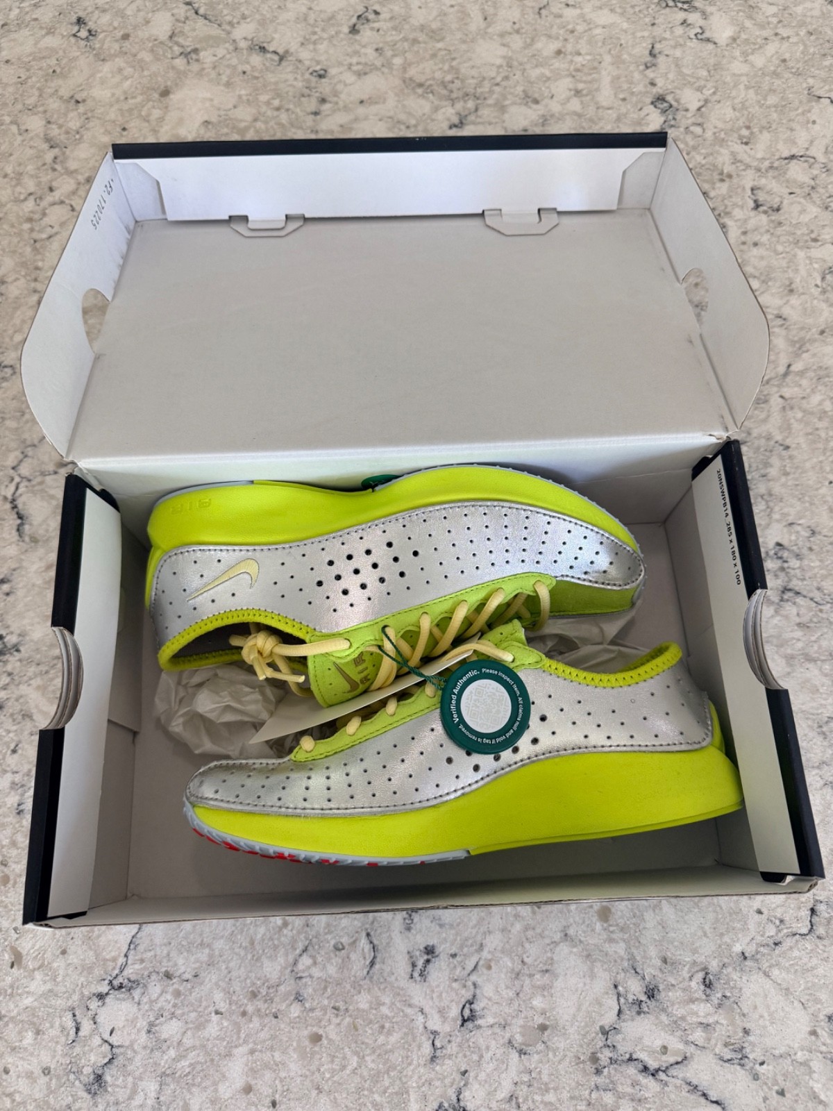 NEW – Size 6W – Nike Air Superfly Cyber Lemon Running Shoes – IB5824-300