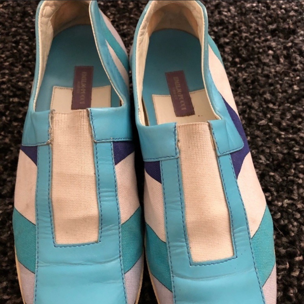 Emilio Pucci Robins egg blue size 37.5 fits like 7 style # 743173
