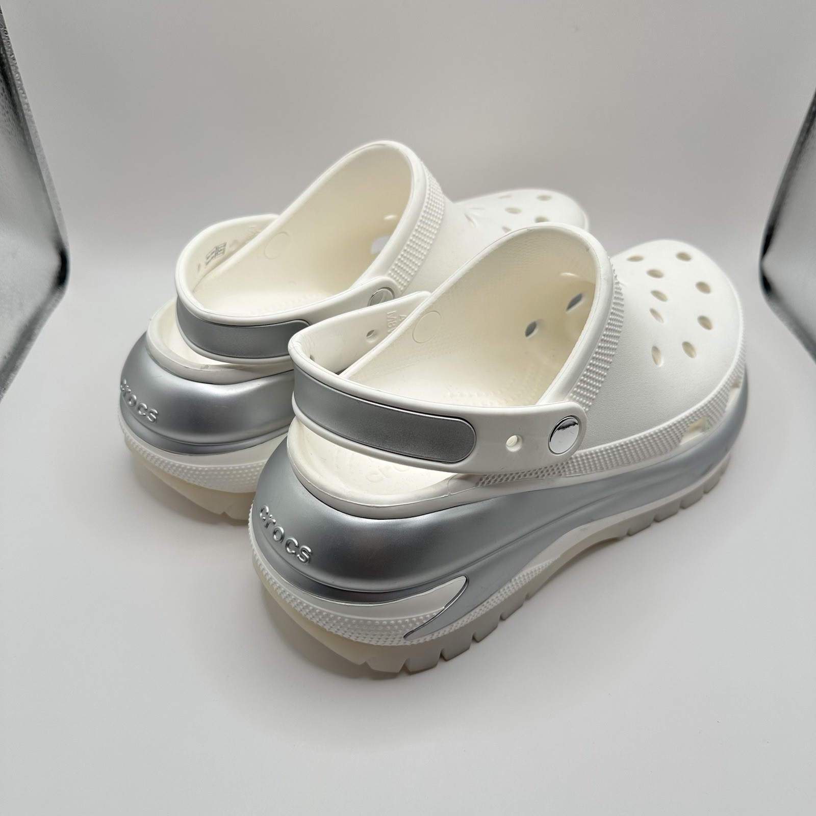 Crocs Mega Crush Metallic Clogs White Silver W10