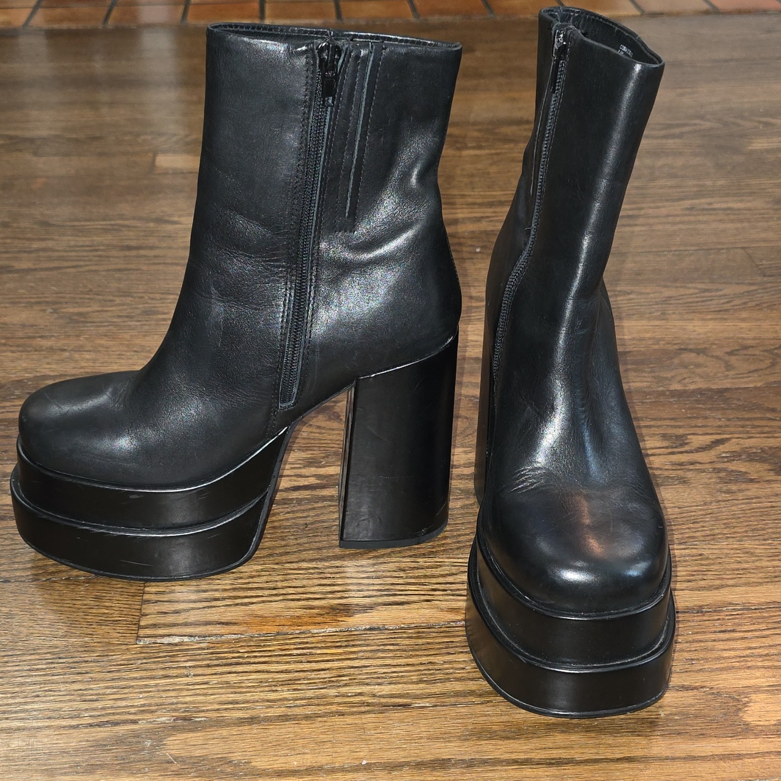 Women’s Black Leather Platform Ankle Boots Block Heel Side Zip Round Toe