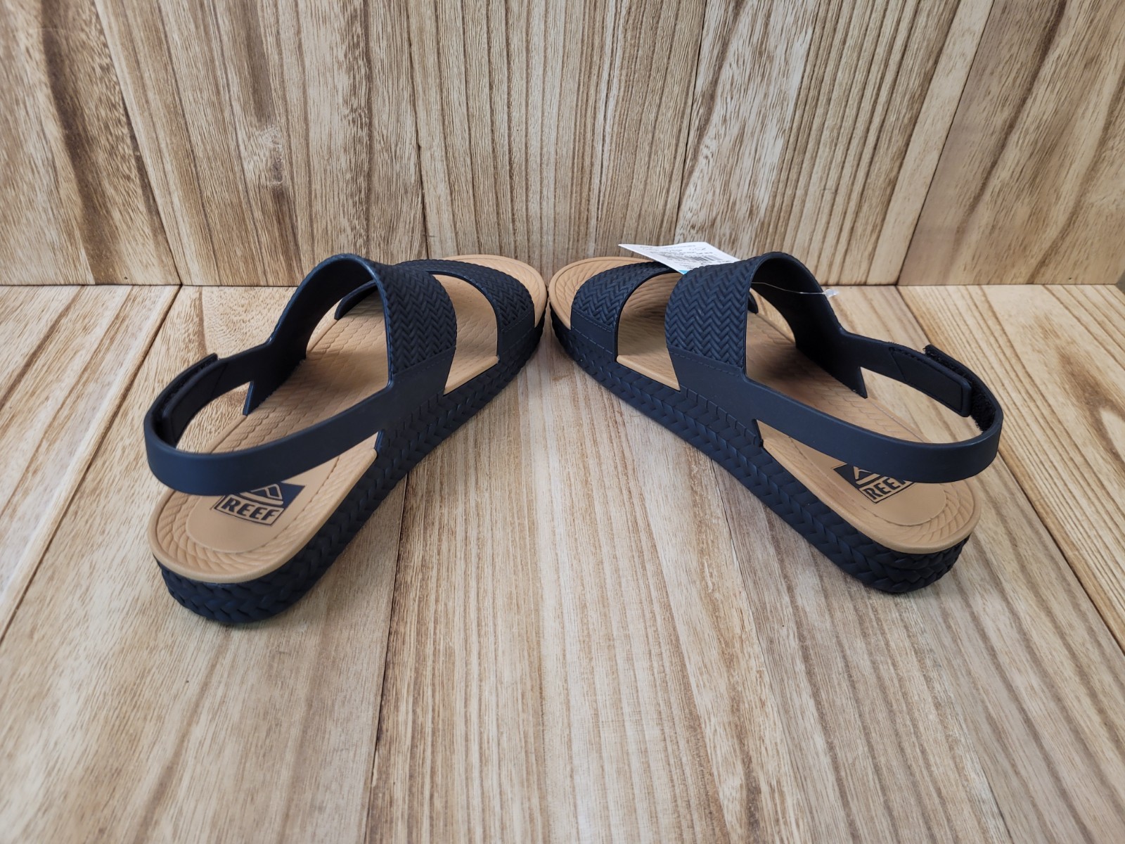 Reef Womens Water Vista Black Tan Size 8 NEW WITH TAGS