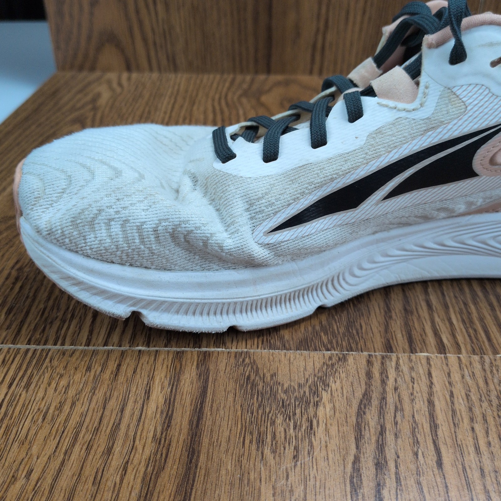 Altra Torin 6 Women’s Size 10 Pink Peach AL0A7R78110 Athletic Running Shoes