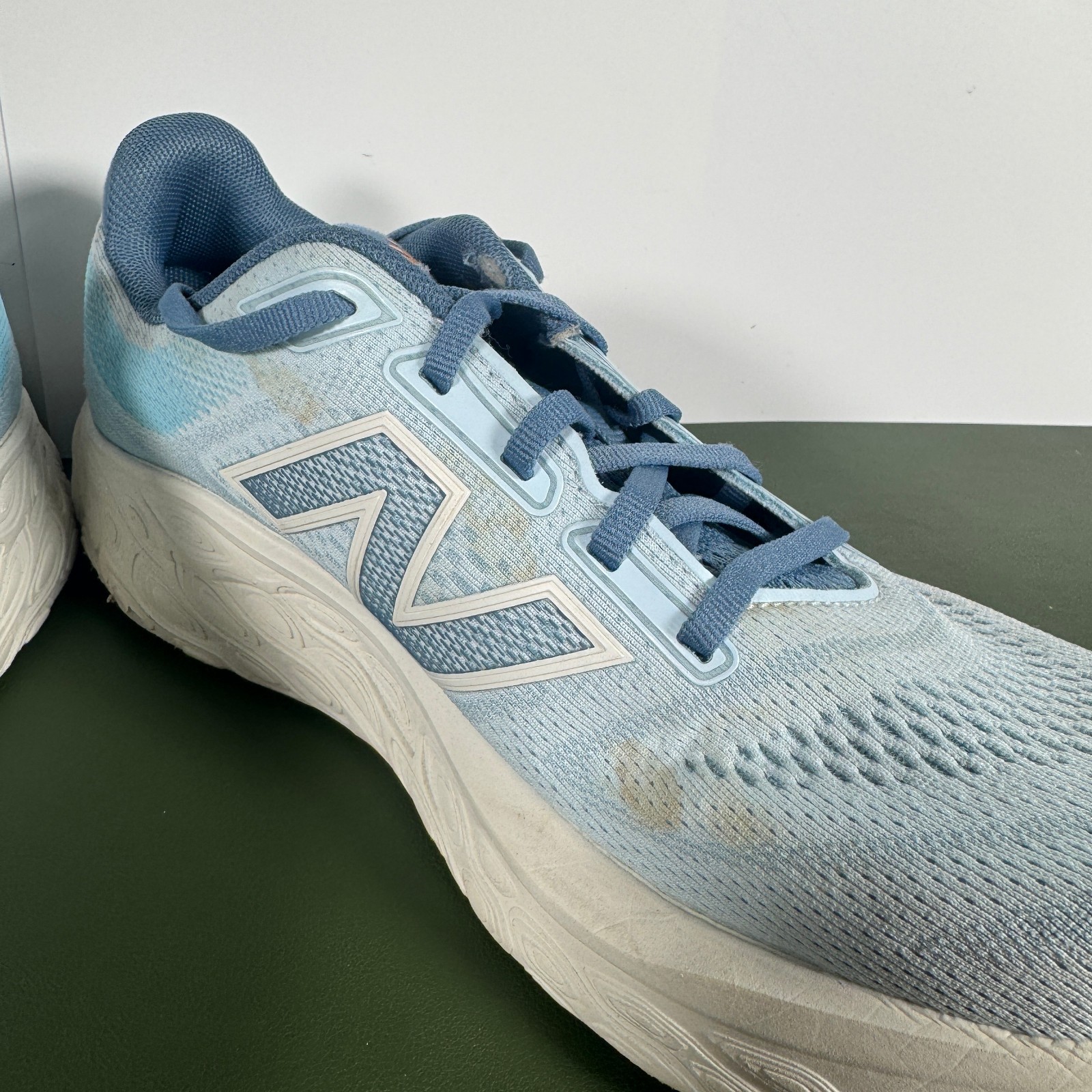 New Balance Womens (9.5 Medium B/M) 880 V14 Cushioned Sneakers