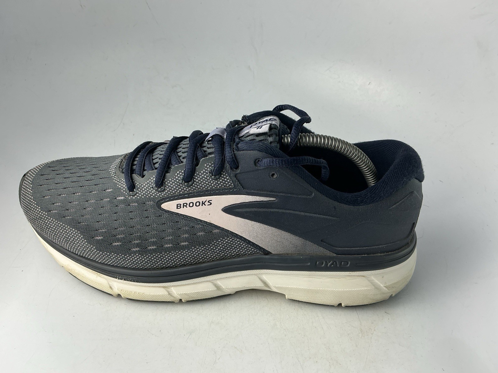 Brooks Dyad 11 Running Shoes Navy/ Lavender Women’s Sz 10.5 D Wide