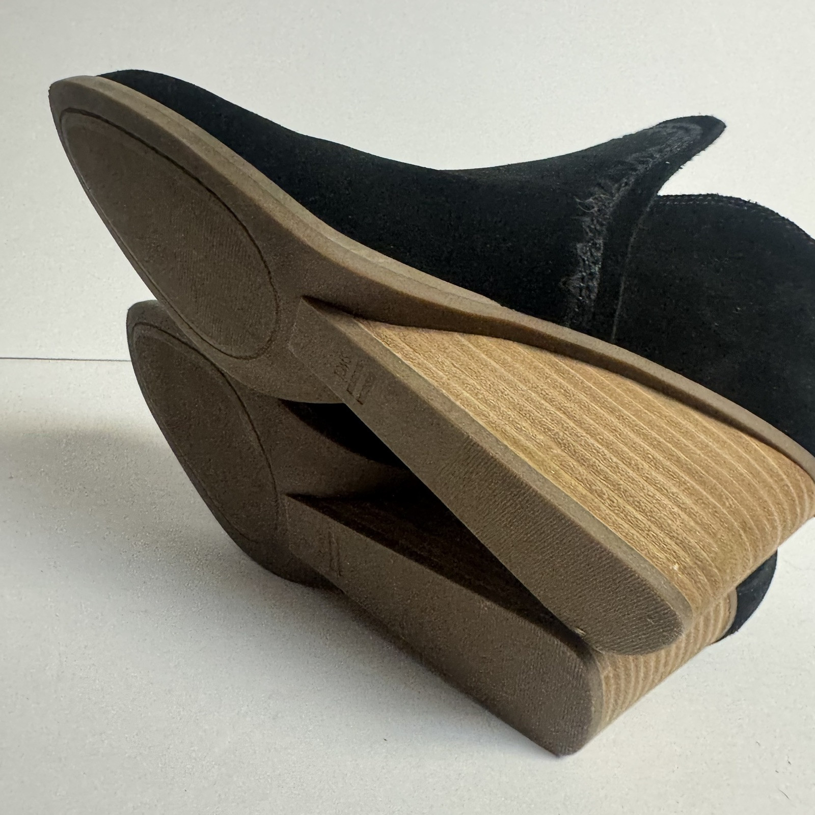 Tom’s Womens Kaia Boot Black Suede Size 8 M