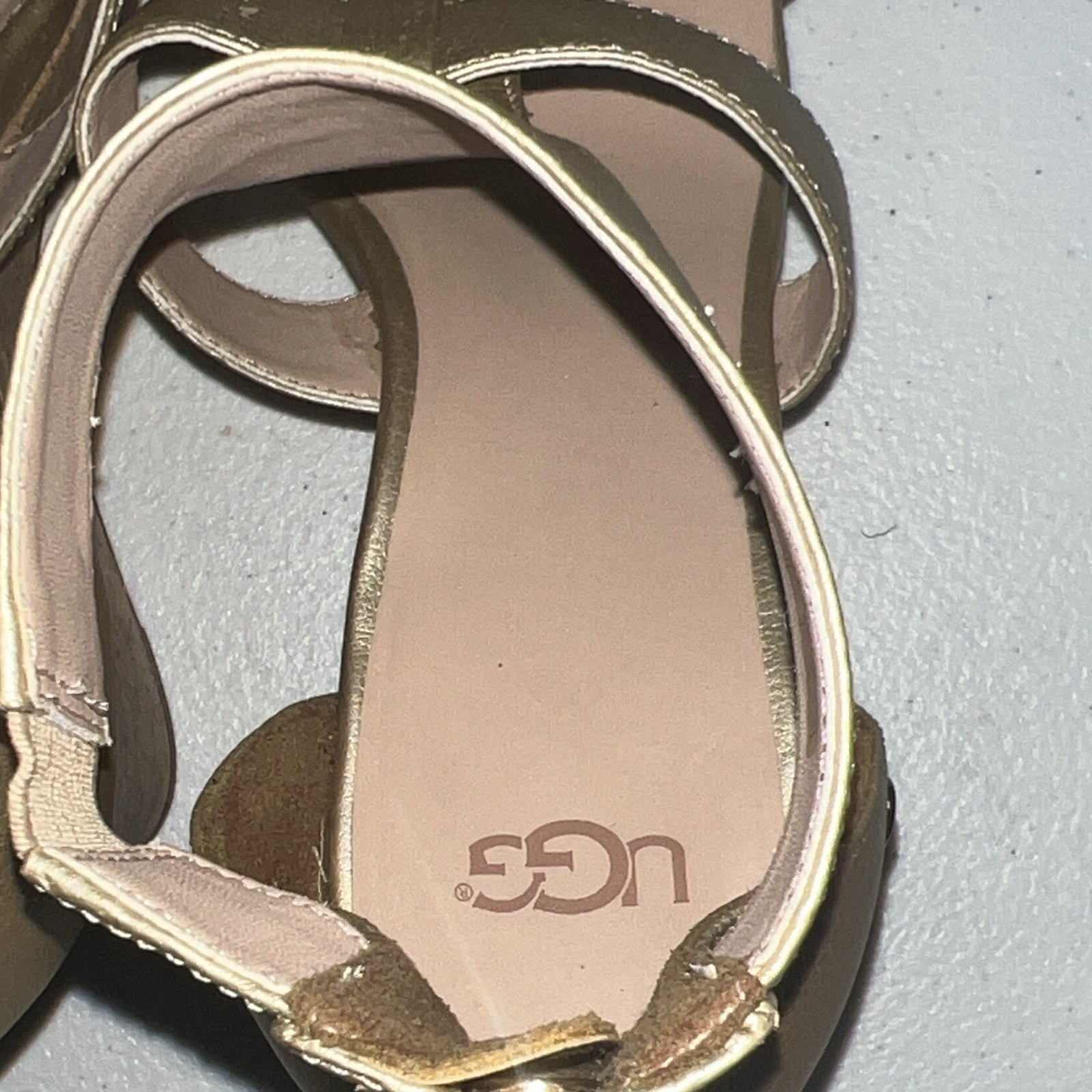 UGG Whitney Wedge Sandals Leather Gold Metallic Zip US 7.5 EU 38.5