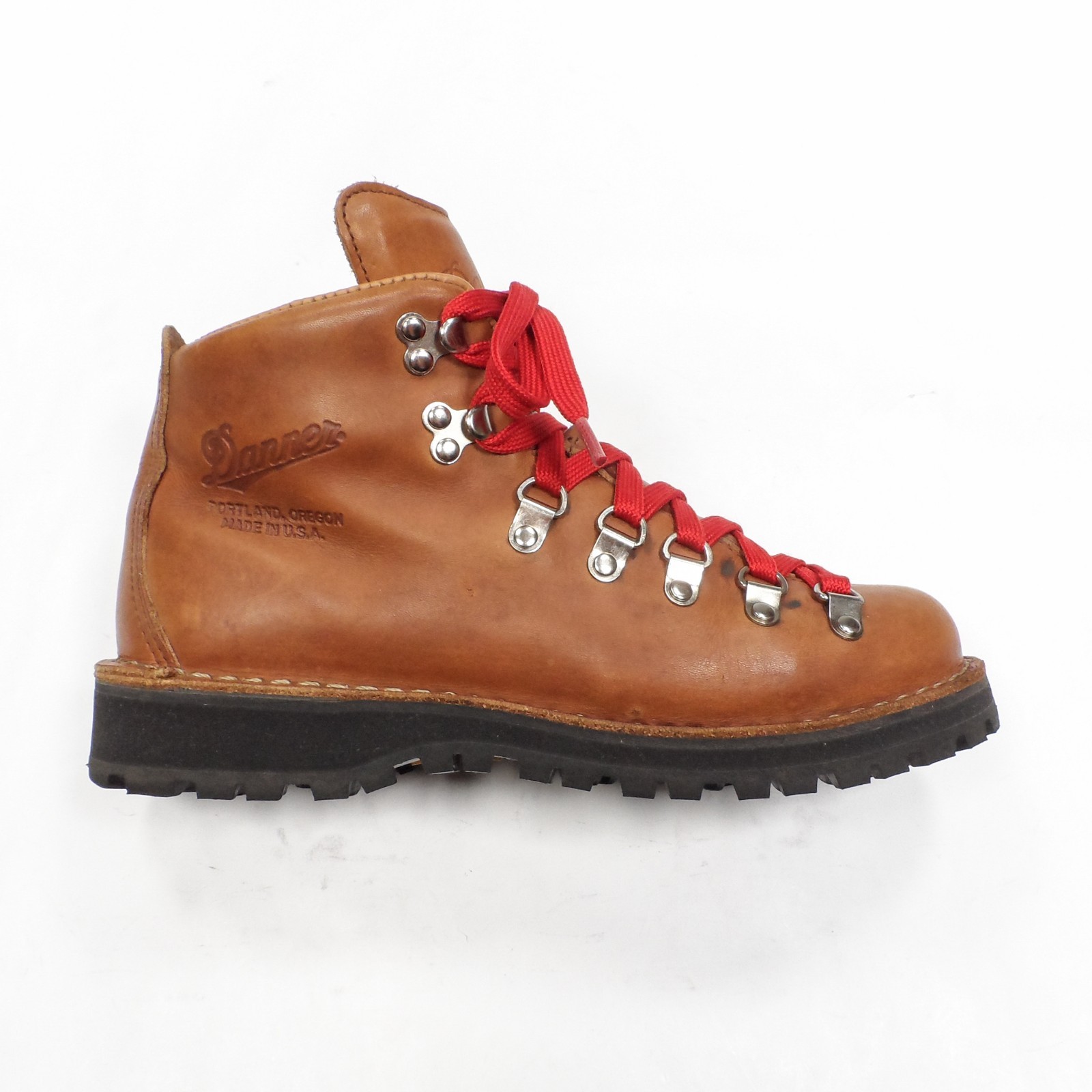 Danner ‘Mountain Light Cascade’ Brown Lug Sole Hiking Ankle Boots – Women’s 7 M