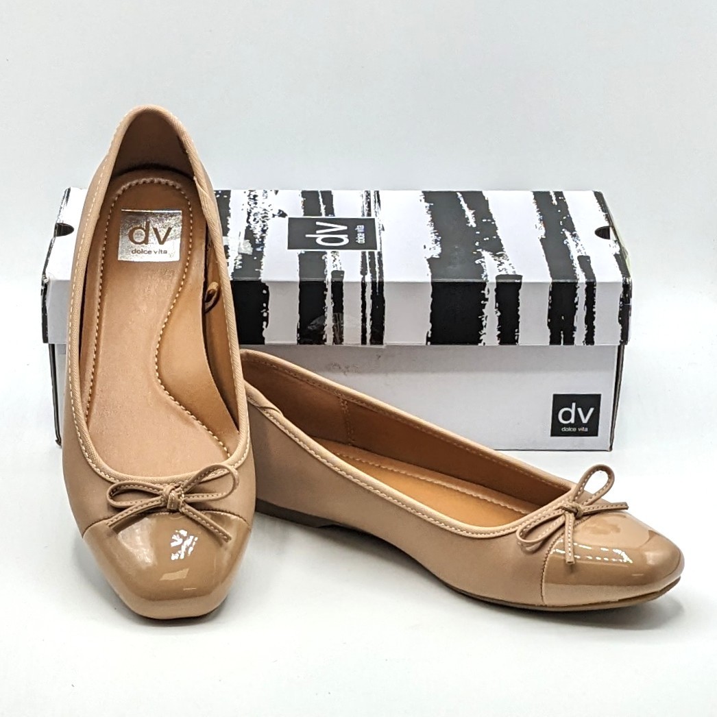 dv by Dolce Vita “Moxy” Classic Office Shoe Cushioned Ballet Flat (Café) NEW