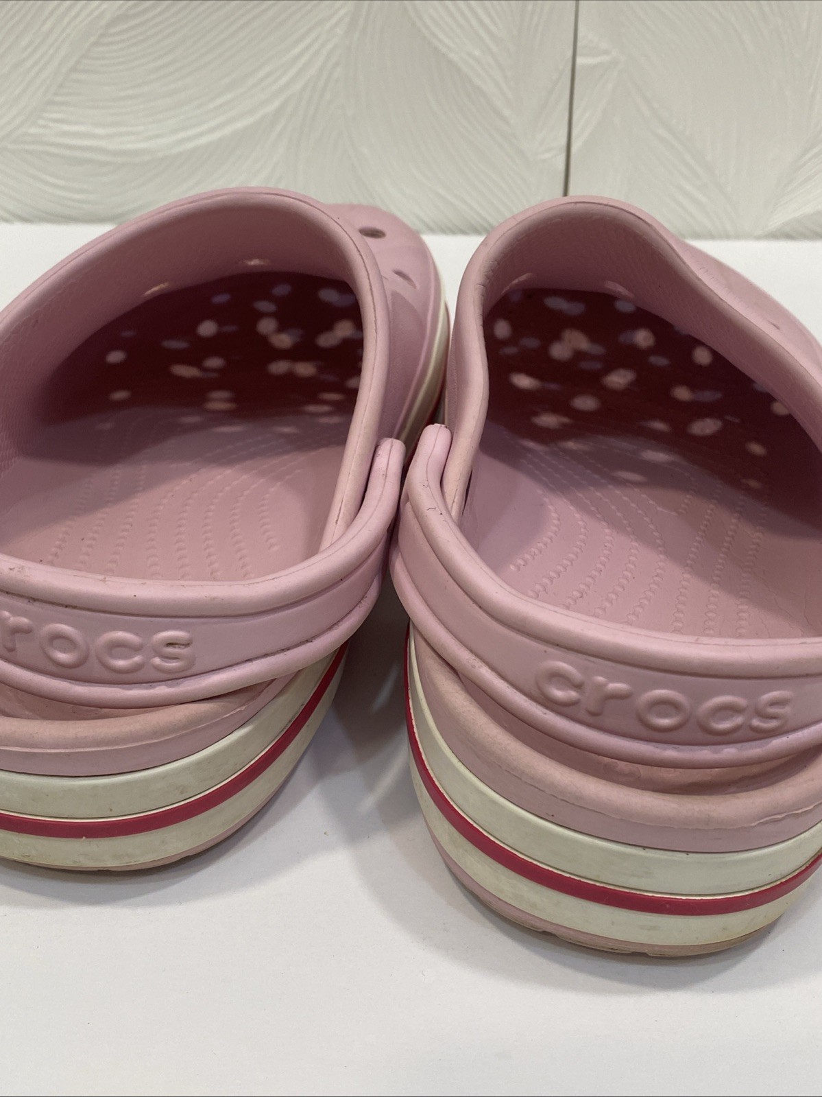 Crocs Bayaband Slip-On Clogs Womens 8 Mens 6 Candy Pink Spellout Iconic Comfort