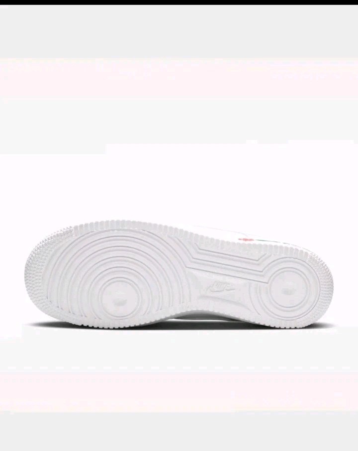IF0498-100 Nike Air Force 1 Low ’07 SE White Sport Red Pine Green (Women’s 6)
