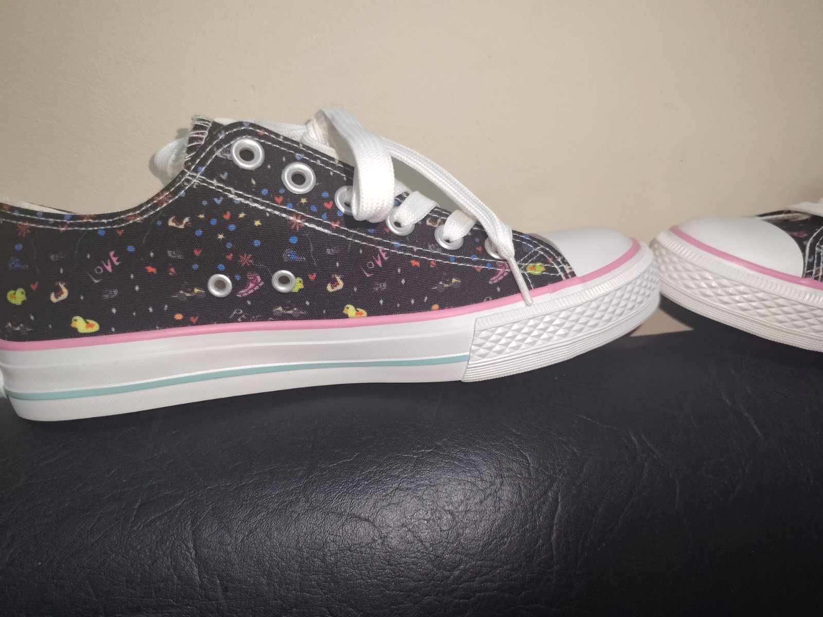 Limited Edition sneakers – exclusive Dockers by Gerli X Art model
