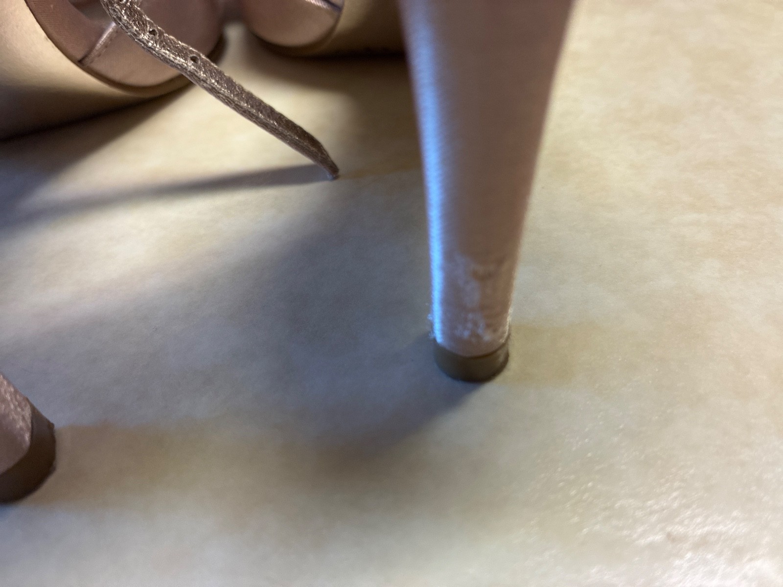 Adrianna Papell High Heels Gracie Blush Pink Peach Size 6.5 6 1/2 GUC