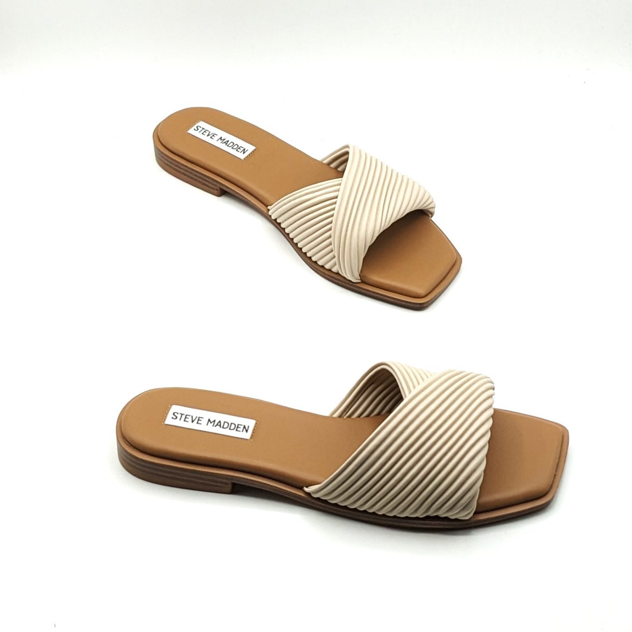 Steve Madden «LIMITT» Women’s Textured Cris-Cross Flat Mule Sandal (Bone) – NEW