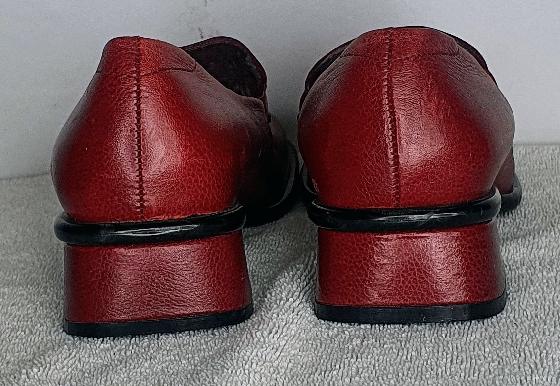 Nine West Penny Loafers Womens 8M Red Leather Block Heel Square Toe Classic VTG