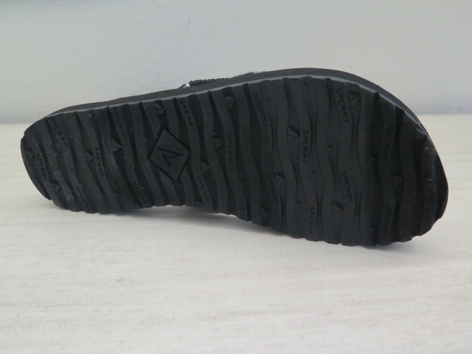 Sperry Women’s Sz 5M Black Wharf Webbing/Leather Flip Flop Sandals