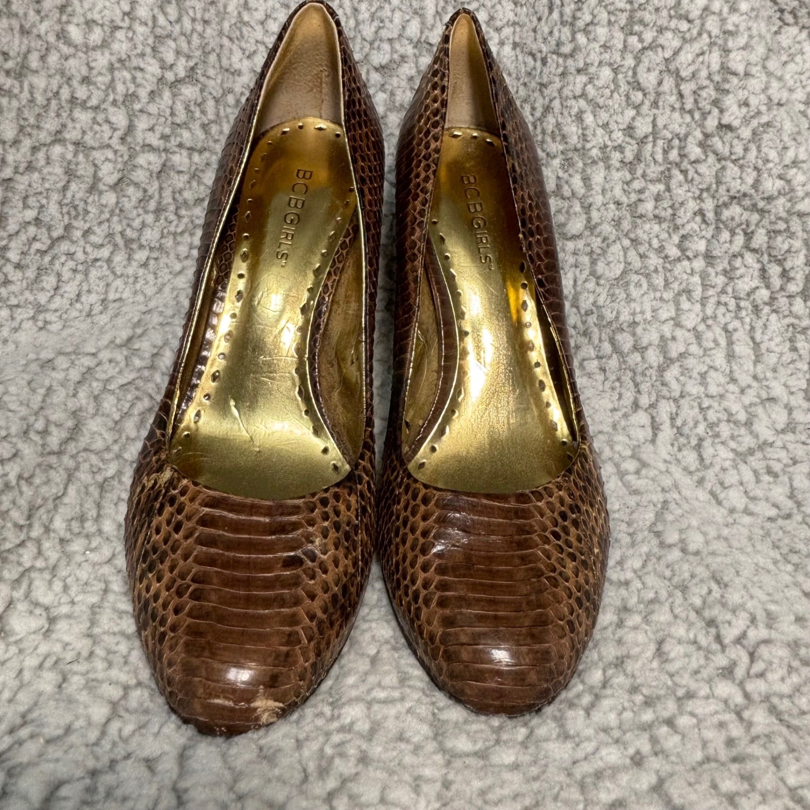 BCBGirls Calista Brown Snakeskin Embossed Leather Block Heel Pumps Size 8B 38